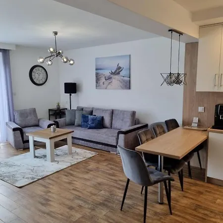 Apartament Rewal Apartment *