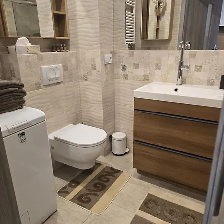 Apartament Rewal アパート *